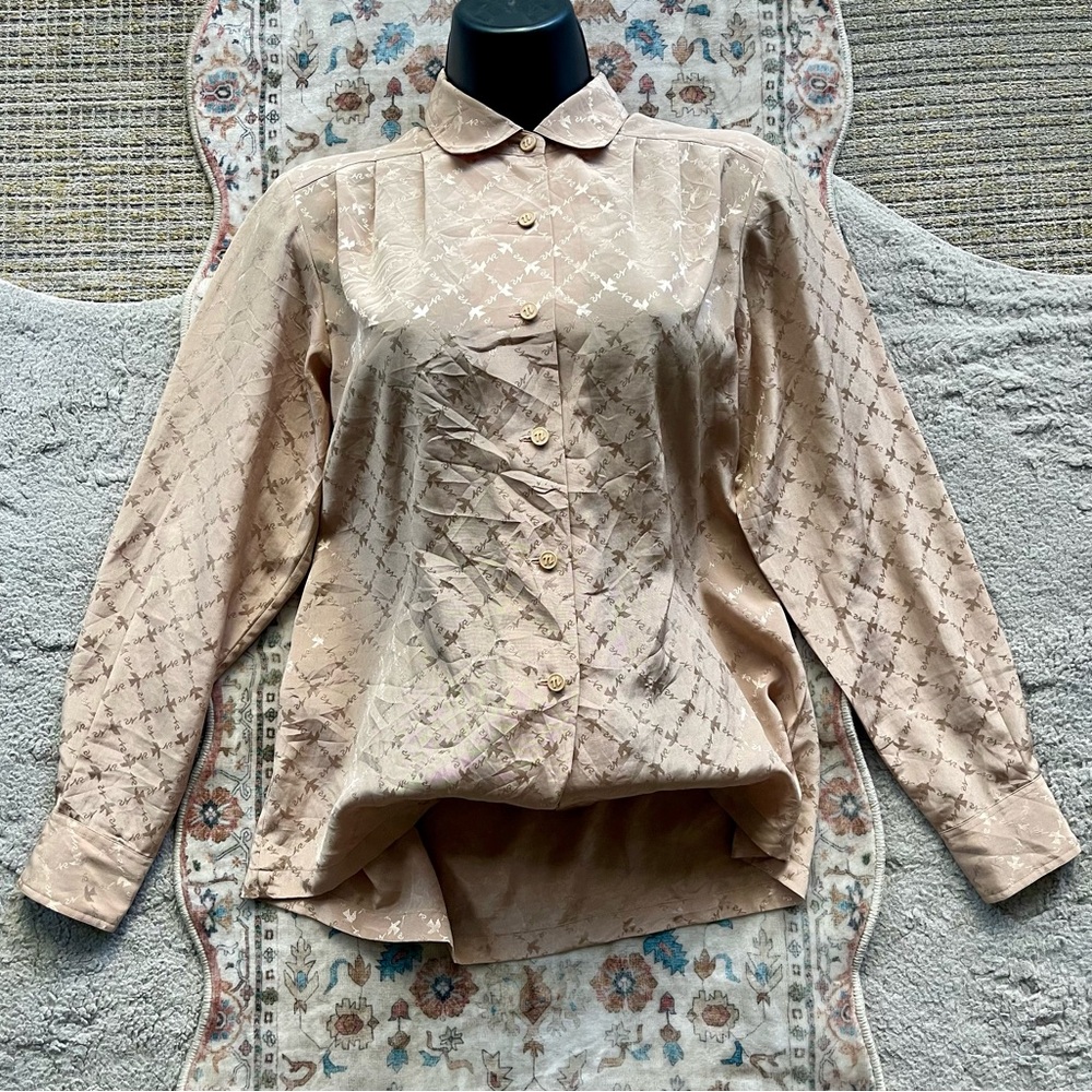 Nina Ricci 80’s Beige Blouse With Dove Design